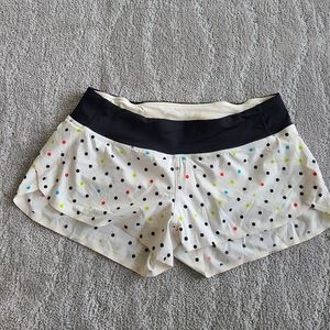 Lululemon Size 8 Running short